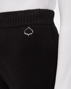 Aspen Collection Cashmere Jogger Detail of Aspen leaf logo on hip